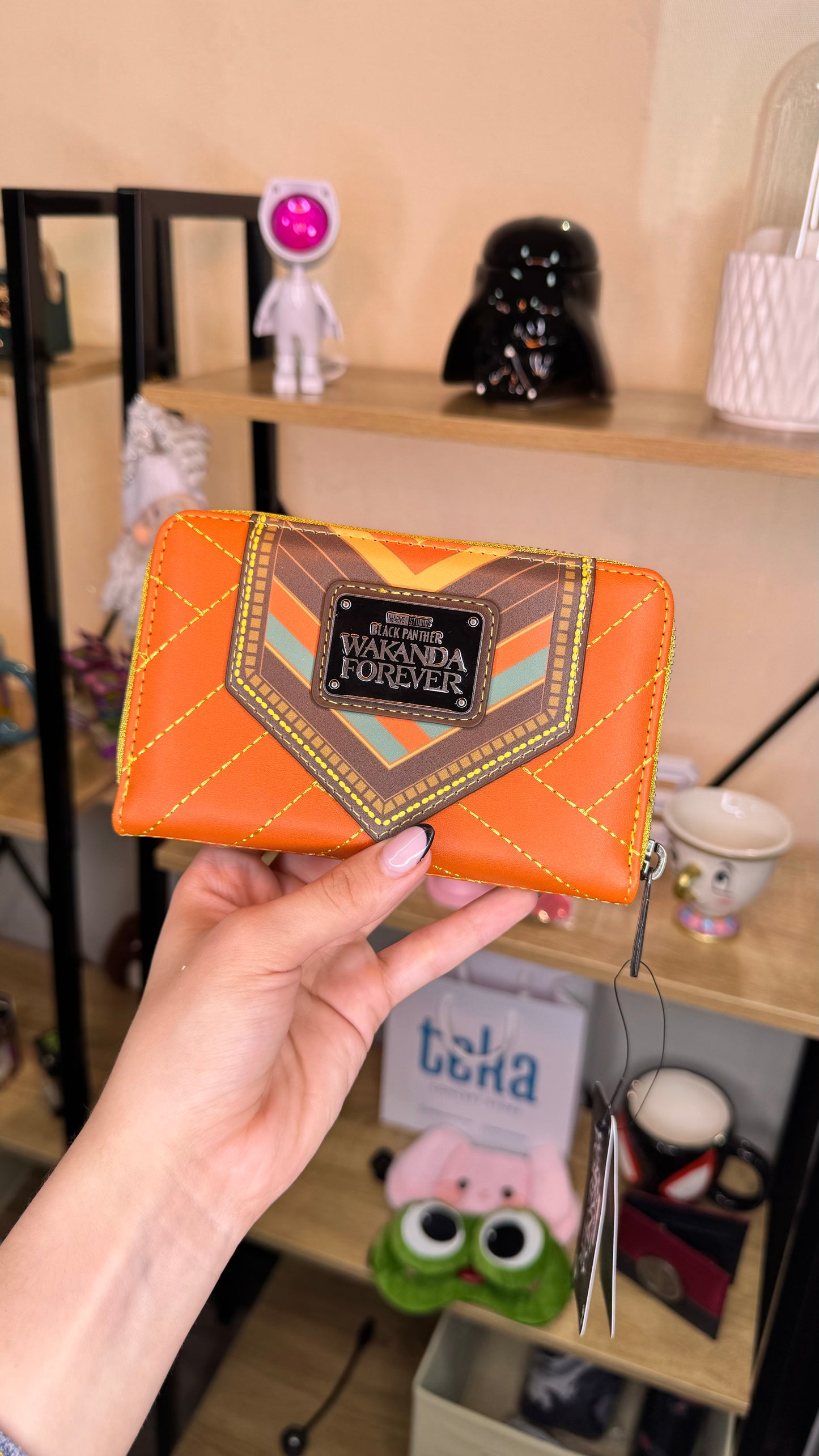 Loungefly Black Panther Monedero